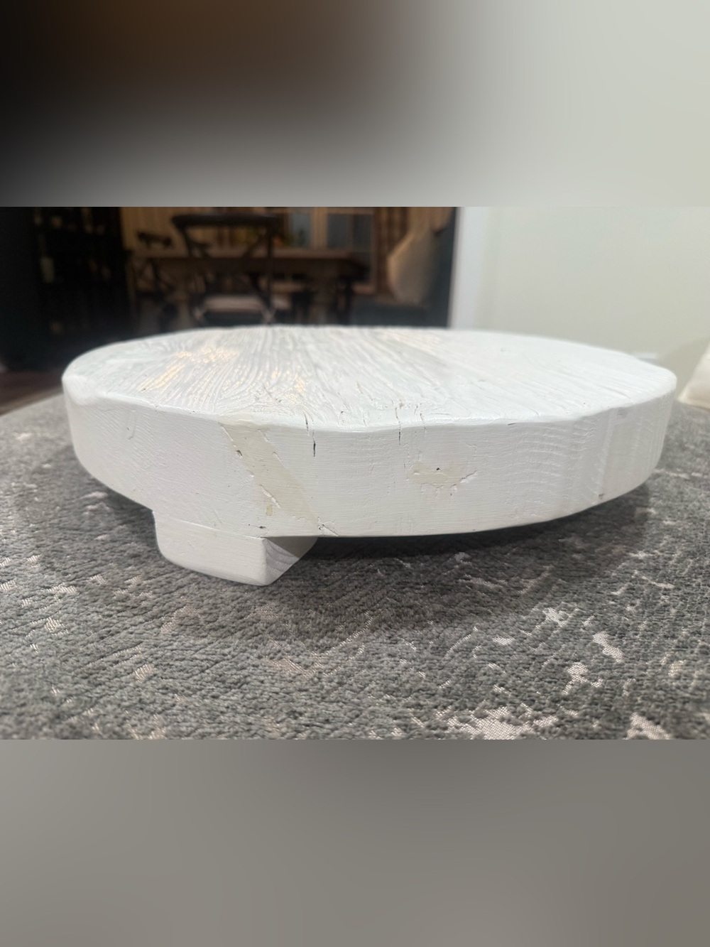etúHOME Bianca Round Trivet Large 18” White Reclaimed Wood Footed Riser